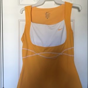 Nike tennis outfit size medium